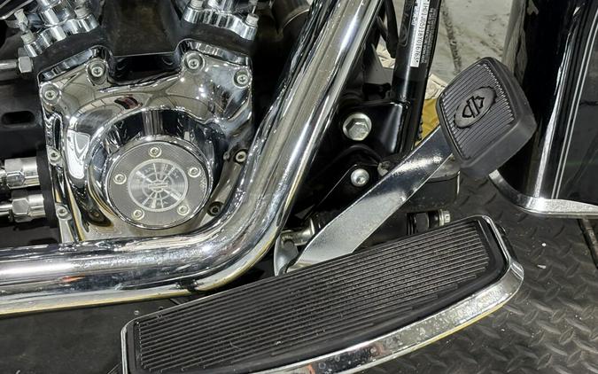 2008 Harley-Davidson® Softail® Deluxe Vivid Black