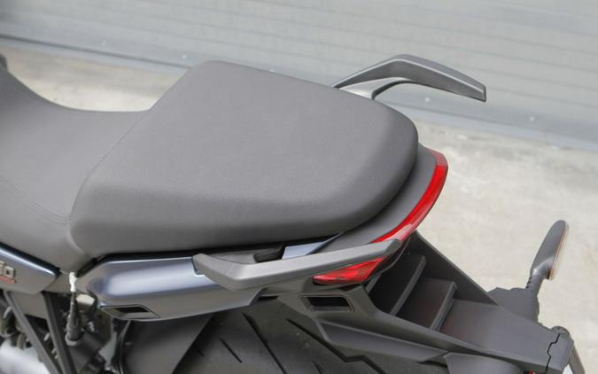 2027 Moto Guzzi V100 Mandello
