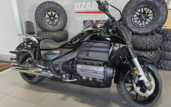 2014 Honda Gold Wing® Valkyrie®