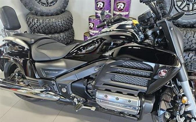 2014 Honda Gold Wing® Valkyrie®