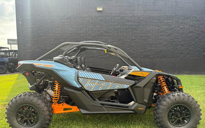 2025 Can-Am Maverick X3 DS Turbo Scandi Blue & Orange Crush DS TURBO