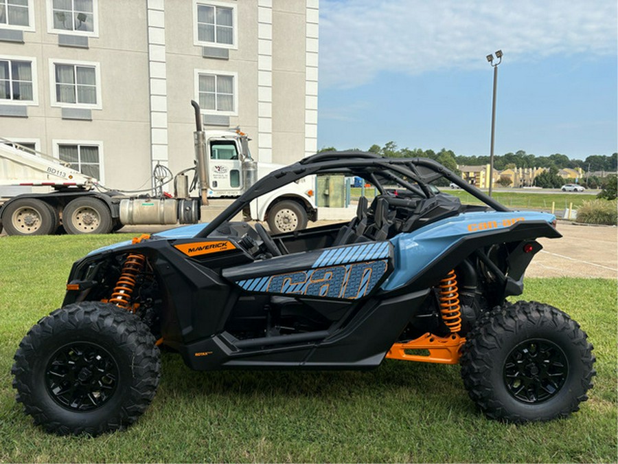 2025 Can-Am Maverick X3 DS Turbo Scandi Blue & Orange Crush DS TURBO