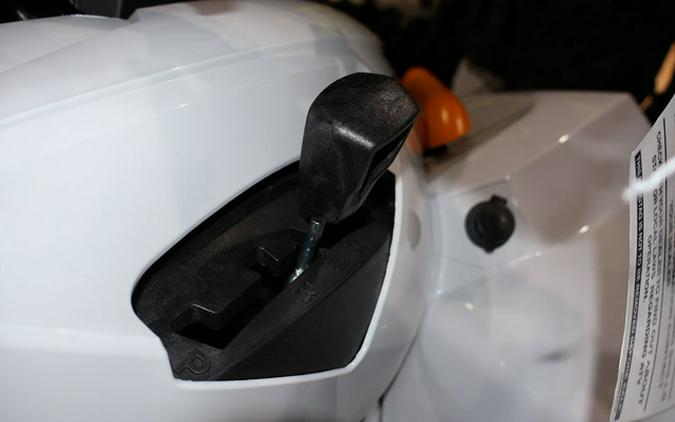 2026 Can-Am Renegade X mr 650