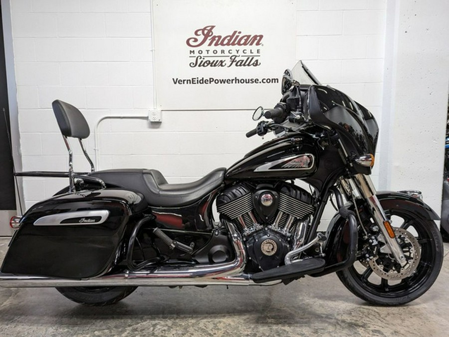 2023 Indian Chieftain Black Metallic