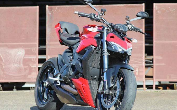 2022 Ducati Streetfighter V2