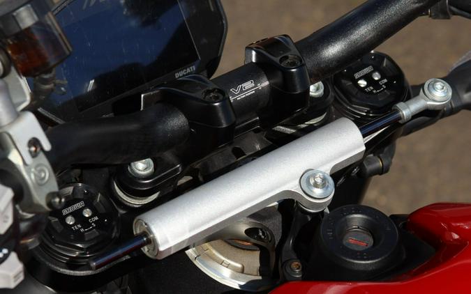 2022 Ducati Streetfighter V2