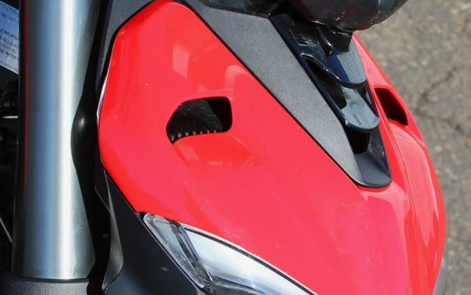 2022 Ducati Streetfighter V2