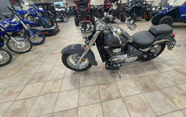 2025 Suzuki BOULEVARD C50