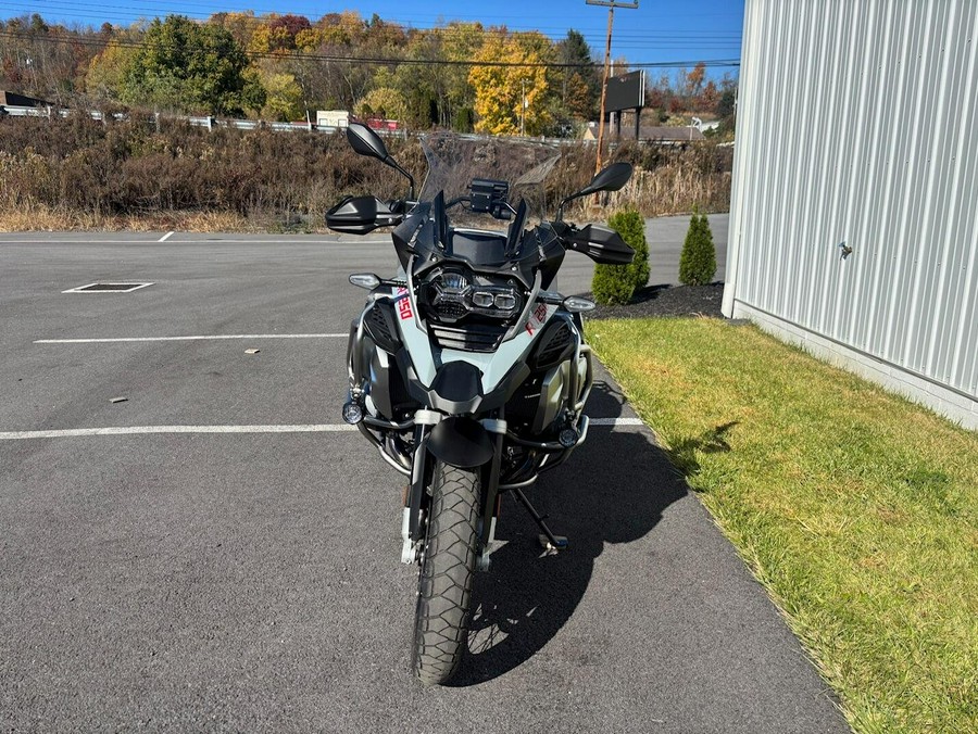 2022 BMW R