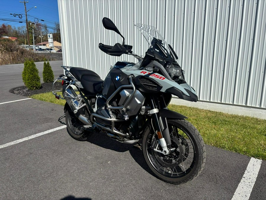 2022 BMW R