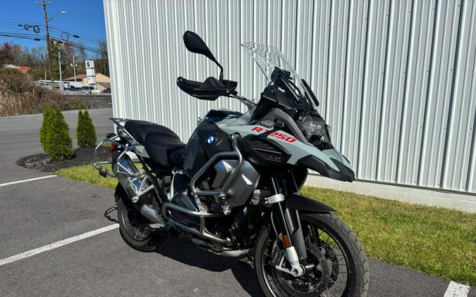 2022 BMW R