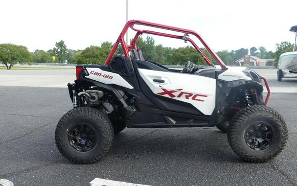 2024 Can-Am® Maverick Sport X rc 1000R