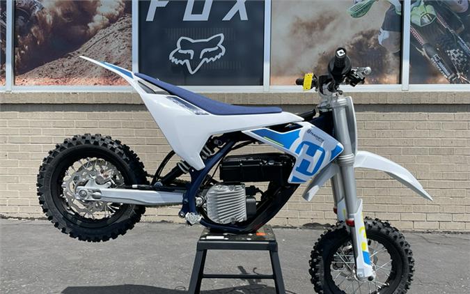 2024 Husqvarna EE 3