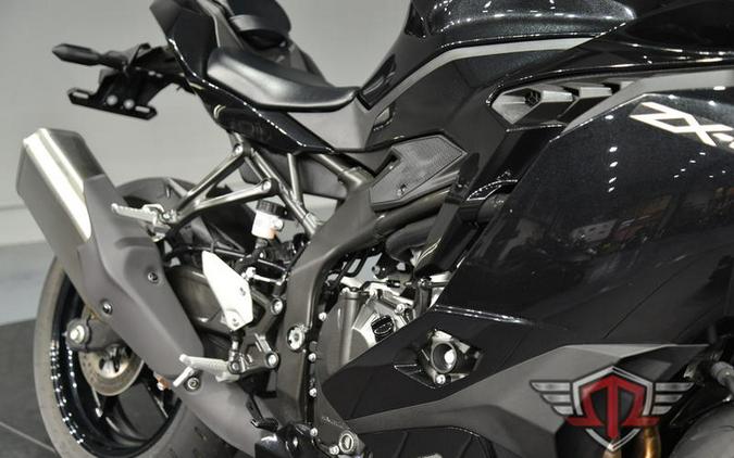 2025 Kawasaki NINJA® ZX™-4R ABS