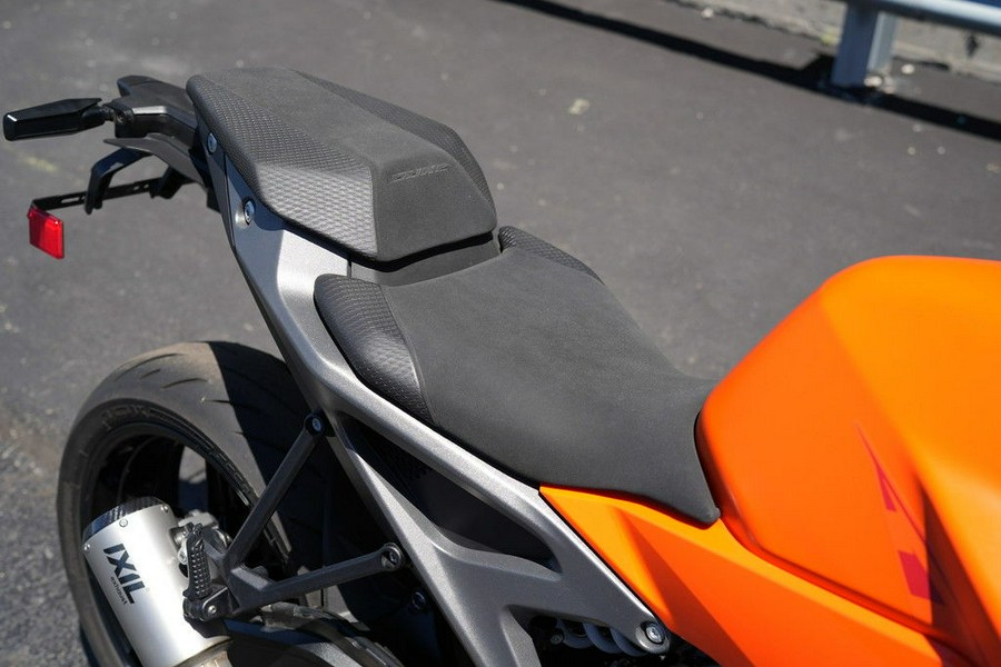2024 KTM 990 Duke