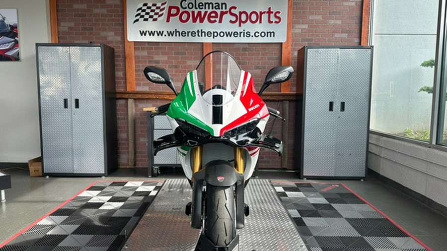 2025 Ducati Panigale V4 Tricolore