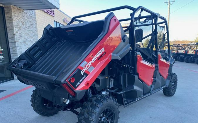 2025 Honda® Pioneer 1000-6 Crew Deluxe