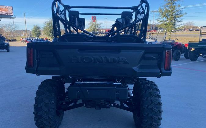 2025 Honda® Pioneer 1000-6 Crew Deluxe