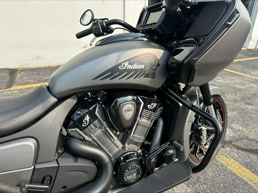 2023 Indian Motorcycle Challenger Dark Horse