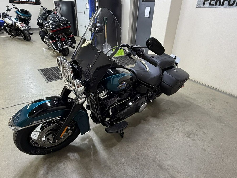 2026 Harley-Davidson® FLHC - Heritage Classic