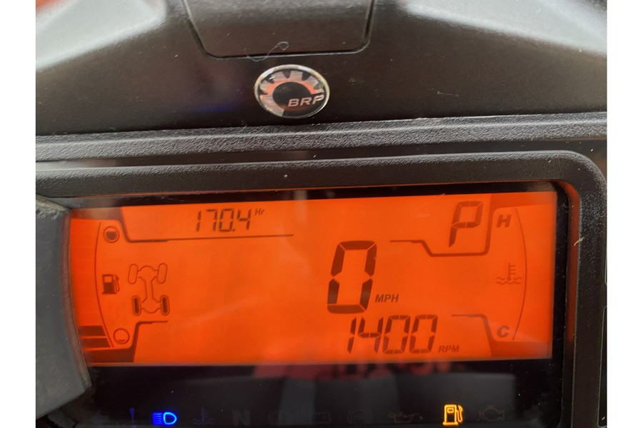 2022 Can-Am RENEGADE XMR 1000R