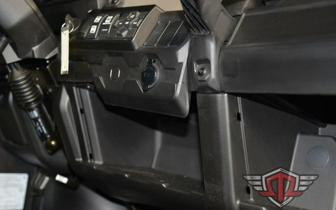 2025 Can-Am Defender XT HD7 Dusty Navy