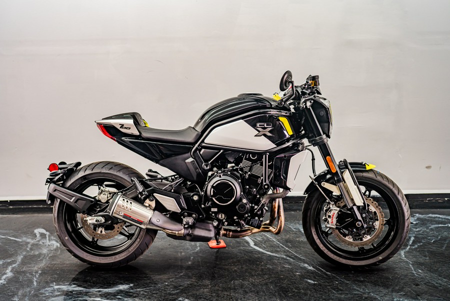 2024 CFMOTO 700CL-X