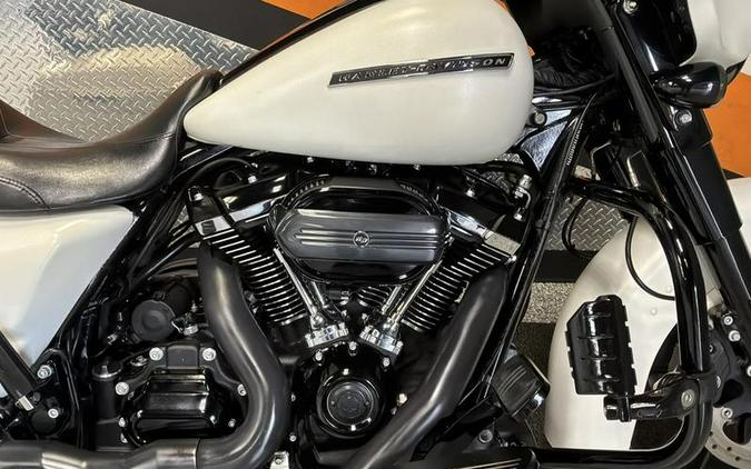 2018 Harley-Davidson® FLHXS - Street Glide® Special