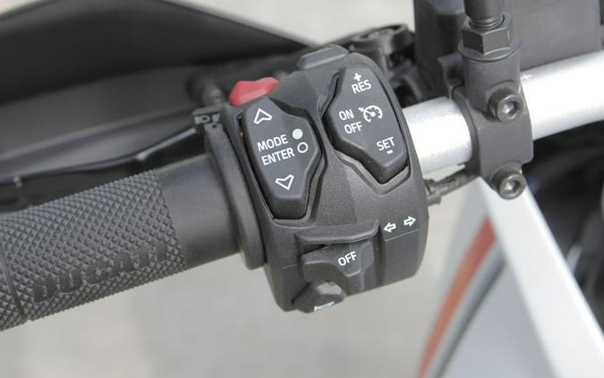 2025 Ducati DesertX 937