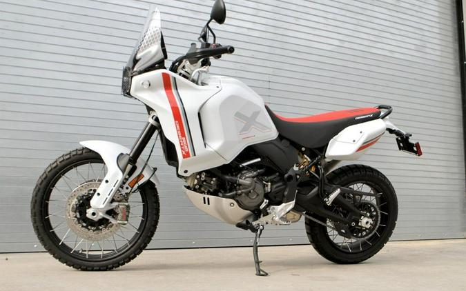 2025 Ducati DesertX 937