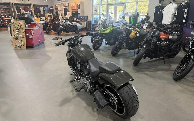 2019 Harley-Davidson® FXBRS - Softail® Breakout® 114