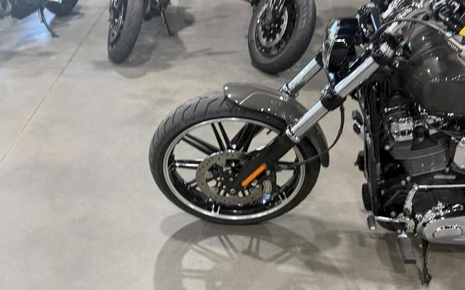 2019 Harley-Davidson® FXBRS - Softail® Breakout® 114