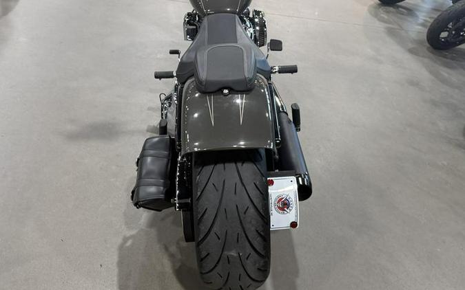 2019 Harley-Davidson® FXBRS - Softail® Breakout® 114
