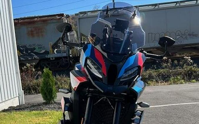 2025 BMW M 1000 XR