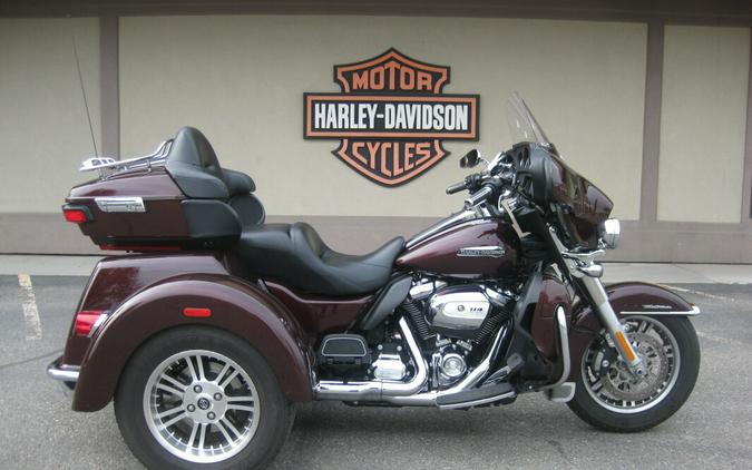 2019 Harley-Davidson Tri Glide Ultra Twisted Cherry