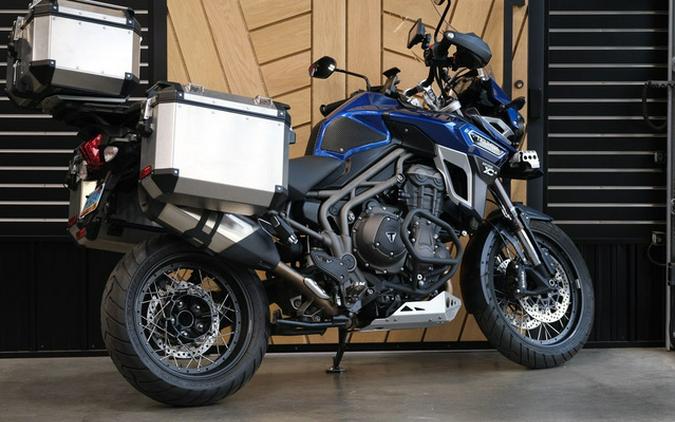 2017 Triumph Tiger Explorer XCA LucerneBlue