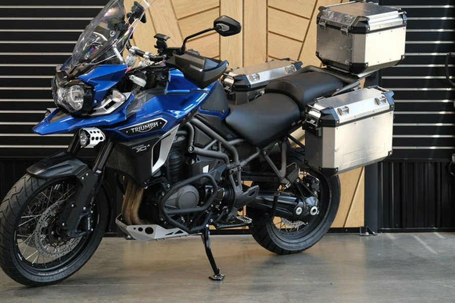 2017 Triumph Tiger Explorer XCA LucerneBlue