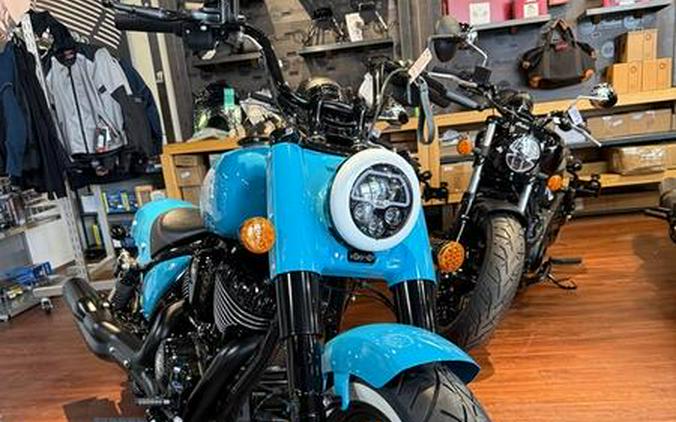 2025 Indian Motorcycle® Chief® Bobber Dark Horse® Maroon Metallic