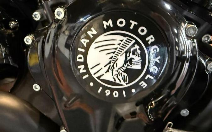 2025 Indian Motorcycle® Chief® Bobber Dark Horse® Maroon Metallic