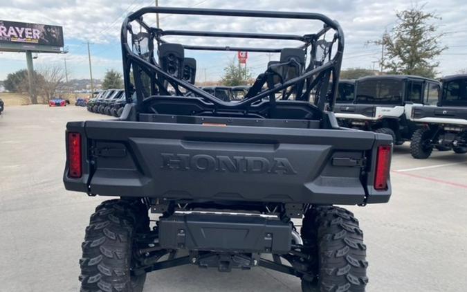 2025 Honda® PIONEER 1000-6 DLX CREW DELUXE