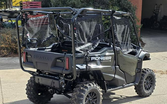 2025 Honda Pioneer 1000-5 Deluxe