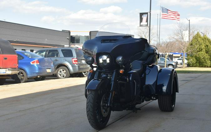 Used 2025 Harley-Davidson Tri Glide Ultra Mystic Shift - Black Finish