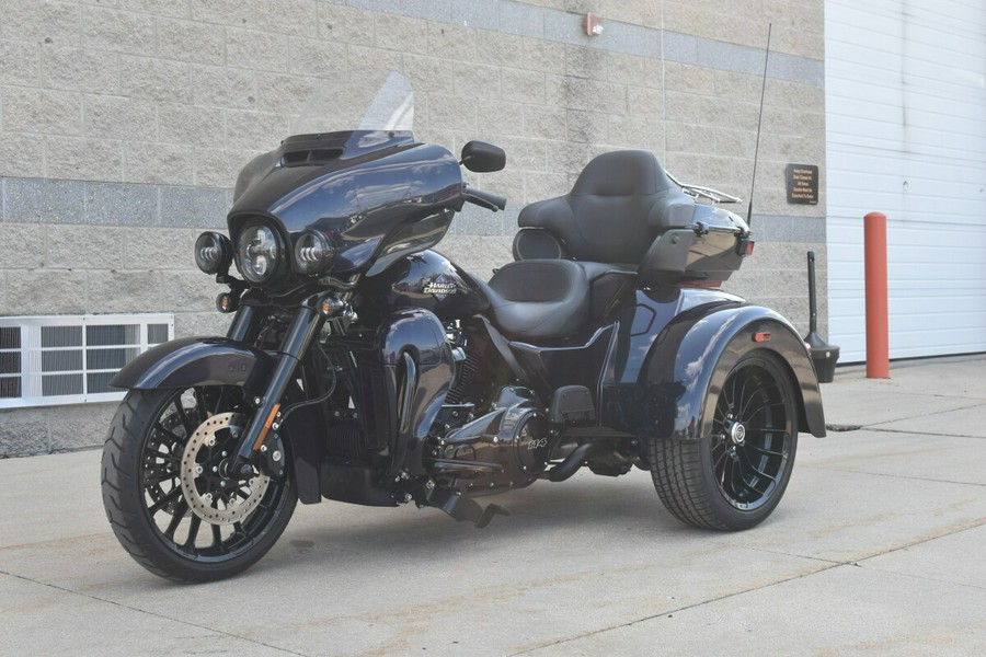 Used 2025 Harley-Davidson Tri Glide Ultra Mystic Shift - Black Finish