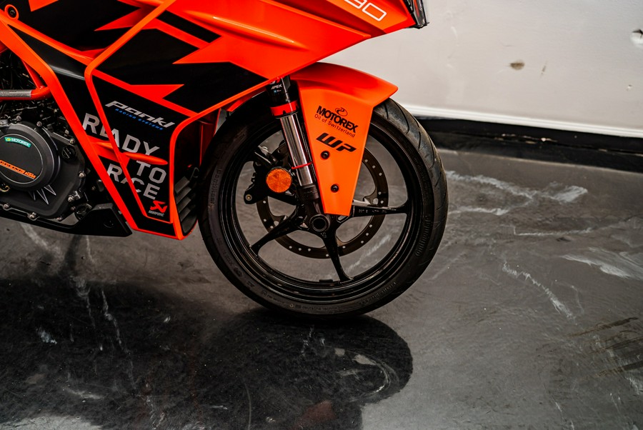 2023 KTM RC 390