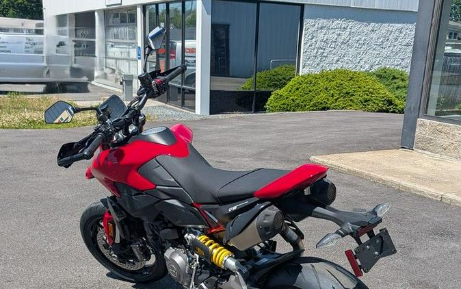 2026 Ducati Hypermotard V2