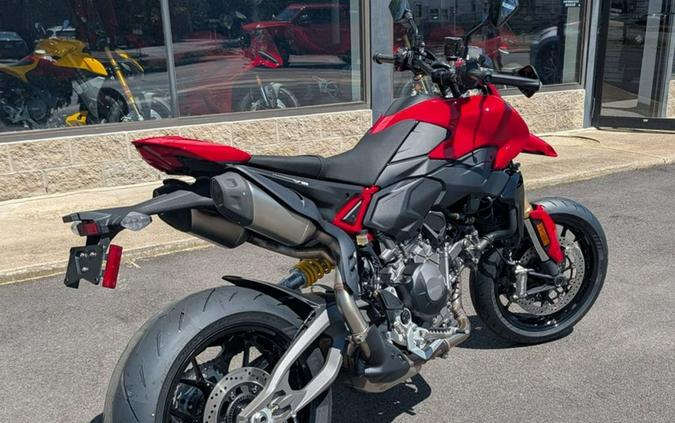2026 Ducati Hypermotard V2
