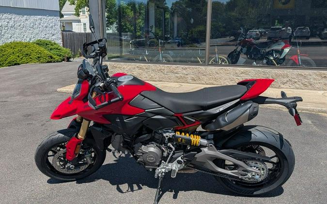 2026 Ducati Hypermotard V2