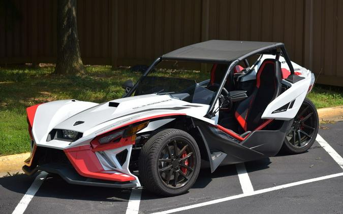 2024 Polaris Slingshot® ROUSH® Edition Manual