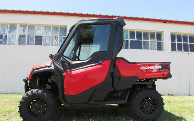 2023 Honda Pioneer 1000 Deluxe