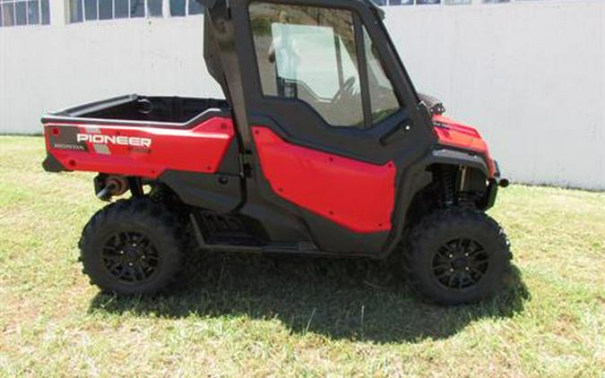 2023 Honda Pioneer 1000 Deluxe